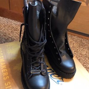 Danner Acadia women’s 5 new with box unins
